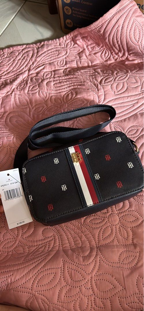 Tommy hilfiger handbags 2025 sale