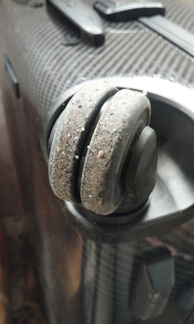Tumi luggage wheel replacement outlet