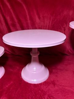 White or Pink Cakestand