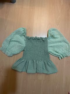 (Category: ) located in . Submitted by Kylieeee__ (Listing ID 1289364910, Image 1). Description: .