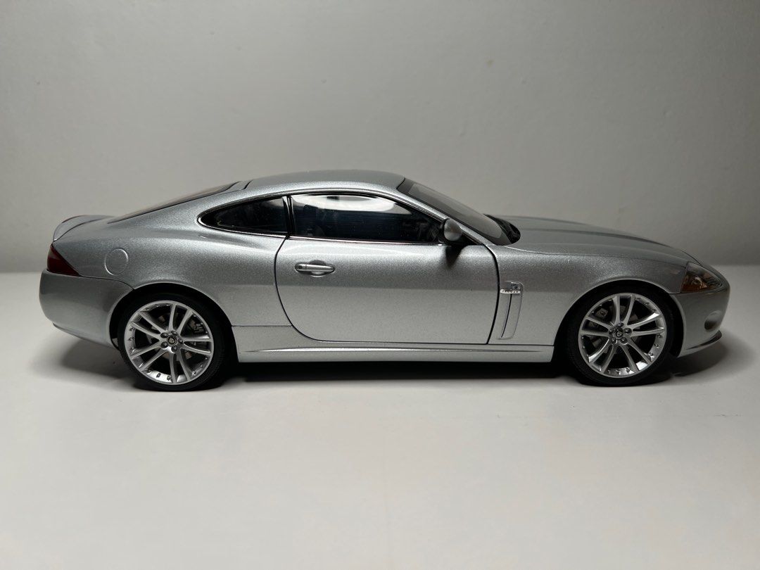 118_autoart_jaguar_xk_coupe_si