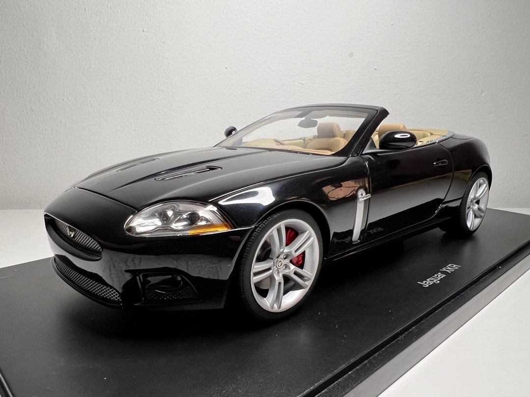 1/18 Autoart Jaguar XKR Convertible Black, Toys & Collectibles