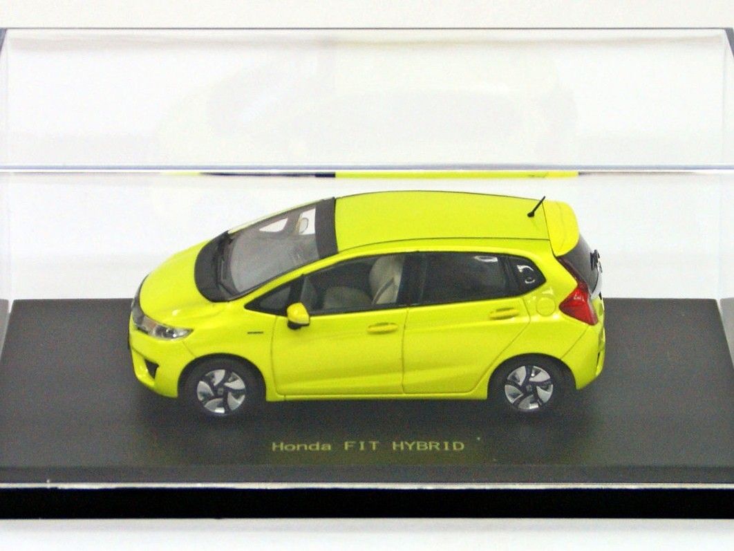 1/43 Honda Jazz Fit Hybrid Diecast Scale Model, Hobbies & Toys 