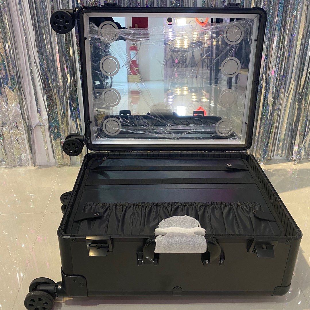 #4628 Make Up Station Trolley Plain Black-60012425 (Category: Makeup) located in Paranaque City. Submitted by gladkingphilippines (Listing ID 1289489403, Image 2). Description: .