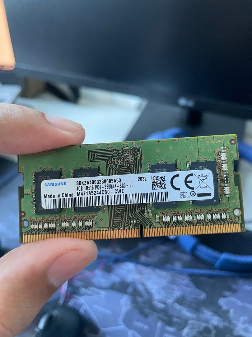 4GB RAM DDR4 PC4 3200MHz SODIMM (Category: Computer Parts) located in Quezon City. Submitted by apex0917 (Listing ID 1289550047, Image 1). Description: RFS: Upgraded to 16GB.