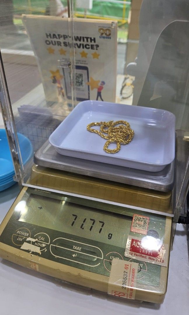 Gold sales chain stores