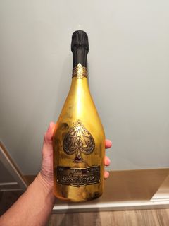（分類：）位於 。 由 zonqur 提交（商品編號 1289604357，圖片 1）。簡介： 。