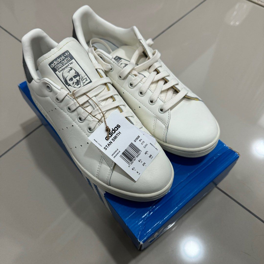 ADIDAS STAN SMITH UK 8.5 Men s Fashion Footwear Sneakers on