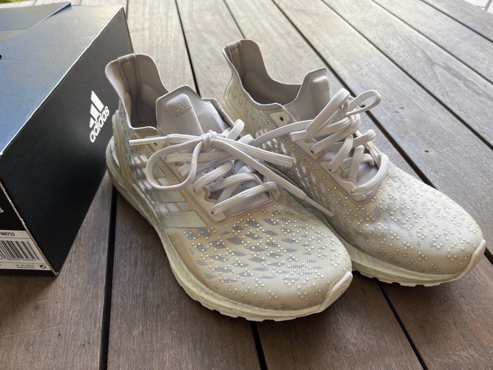 Ultra boost pb w clearance