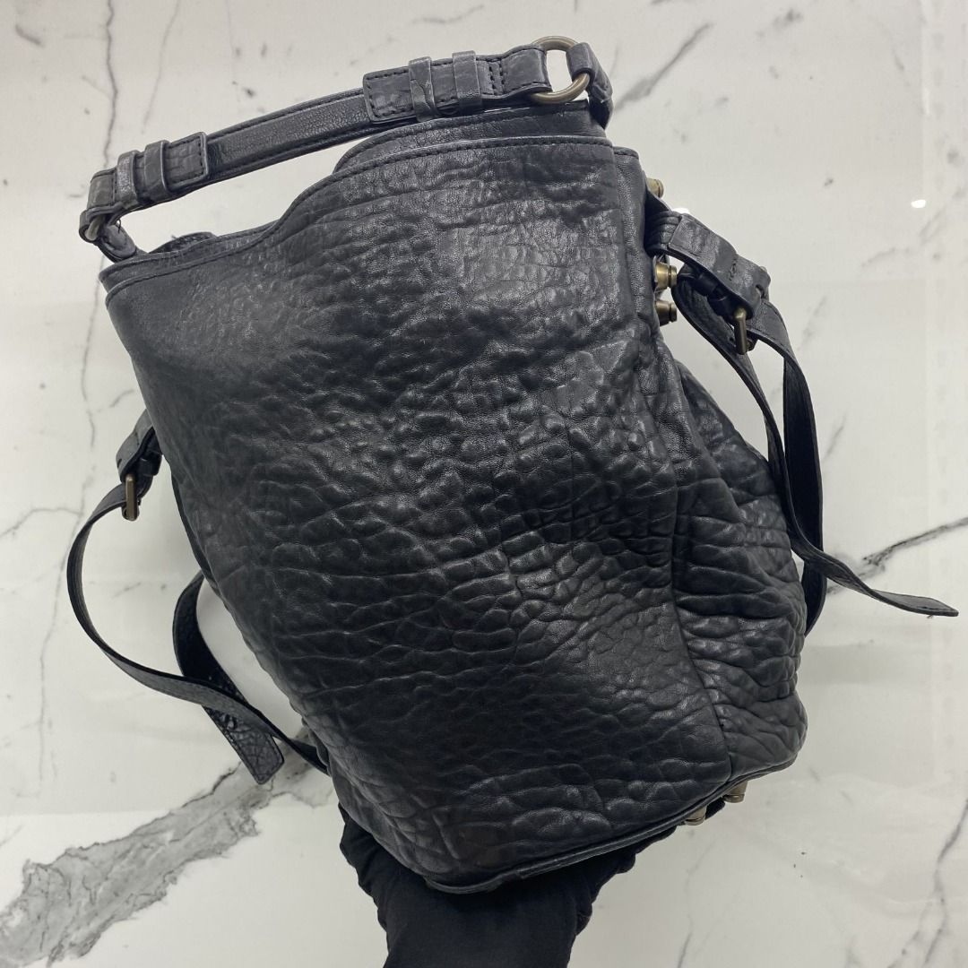 ALEXANDER WANG DIEGO BUCKET 2 WAY SHOULDER BAG 247006515 AL 