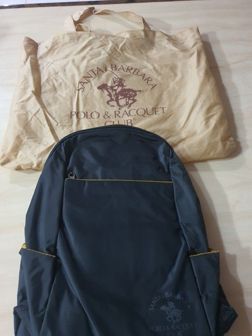 Backpack (Category: Backpacks) located in Singapore. Submitted by teoal1515 (Listing ID 1289600110, Image 3). Description: .