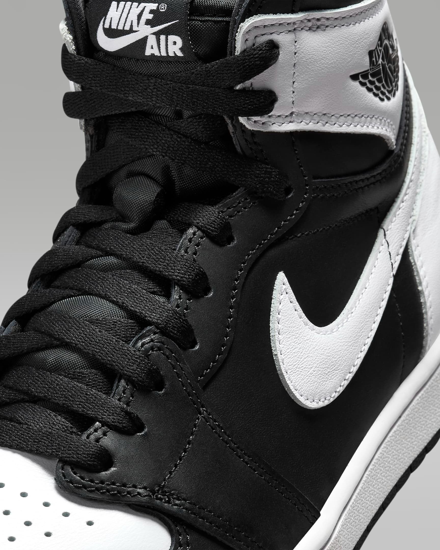 BNIB Air Jordan 1 Retro High OG Black White White FIXED Luxury