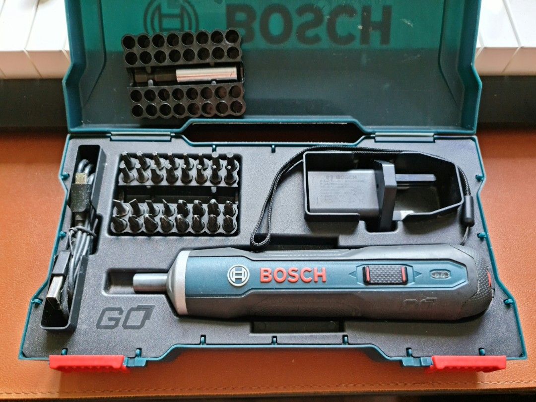 Bosch ixo HG Mini Drill, Furniture & Home Living, Home Improvement &  Organisation, Home Improvement Tools & Accessories on Carousell
