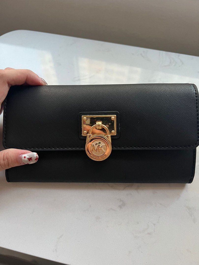 Brand New Michael Kors wallet, Women's Fashion, Bags Wallets