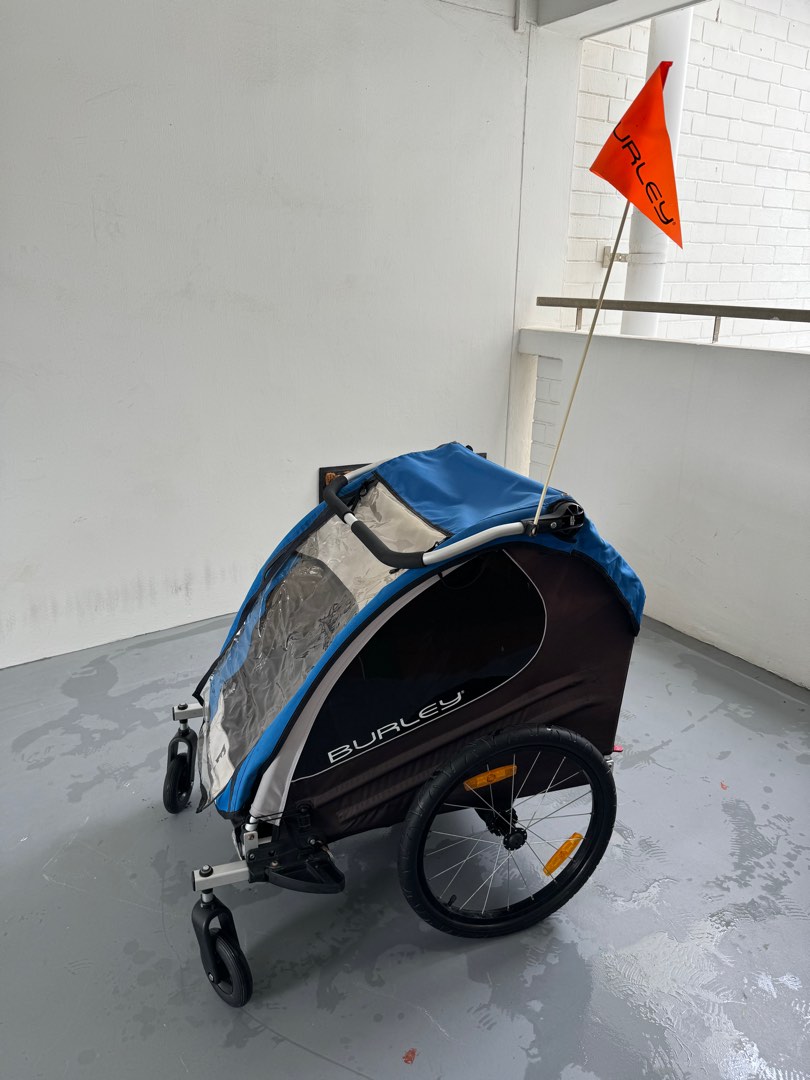 Burley Encore 2 seater kids bicycle trailer stroller Sports