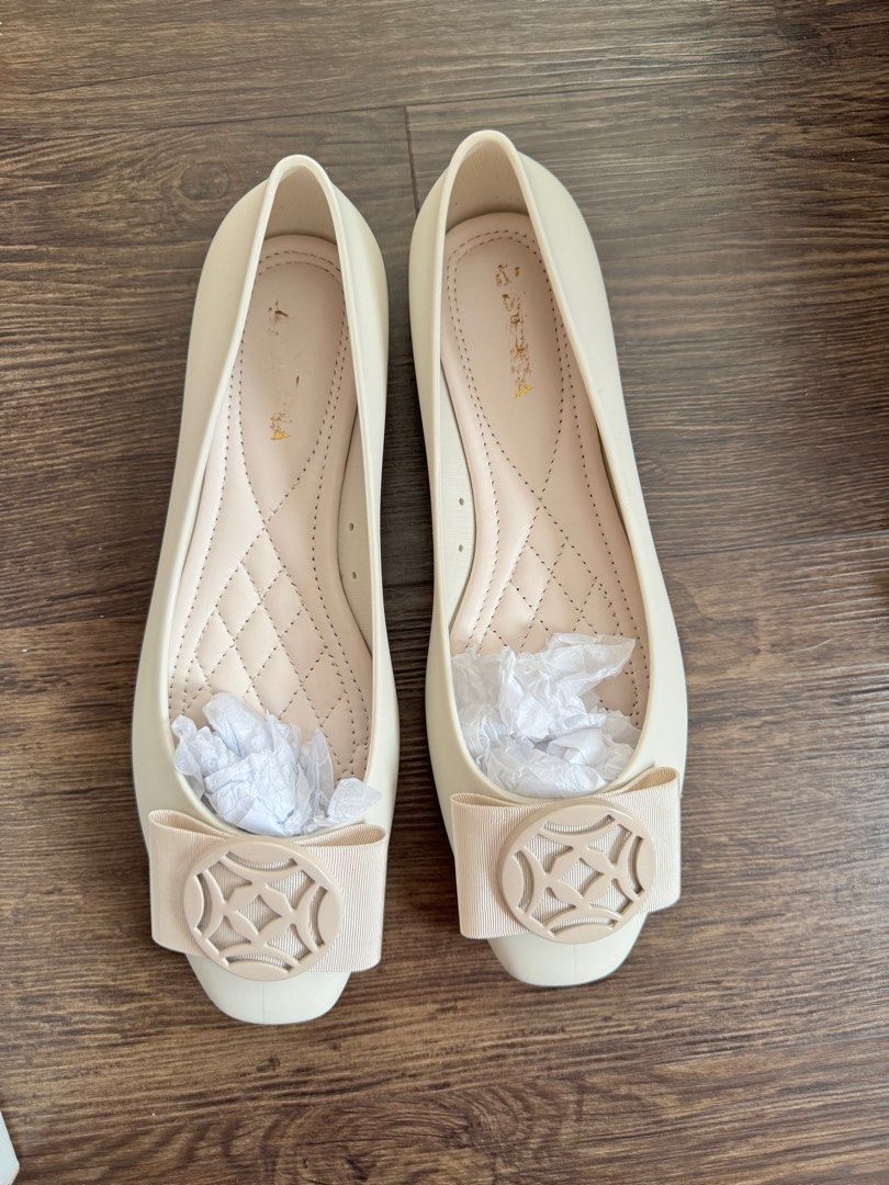 Cabanna jelly hotsell shoes