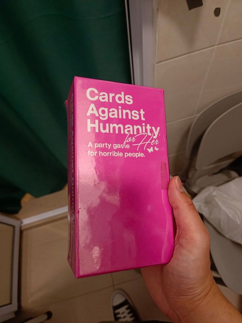 Cards Against Humanity "For Her" Pink Limited Edition, Hobbies & Toys, Toys  & Games on Carousell