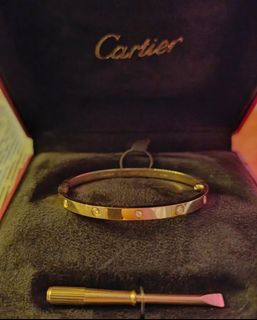 Refurbished cartier love bracelet top