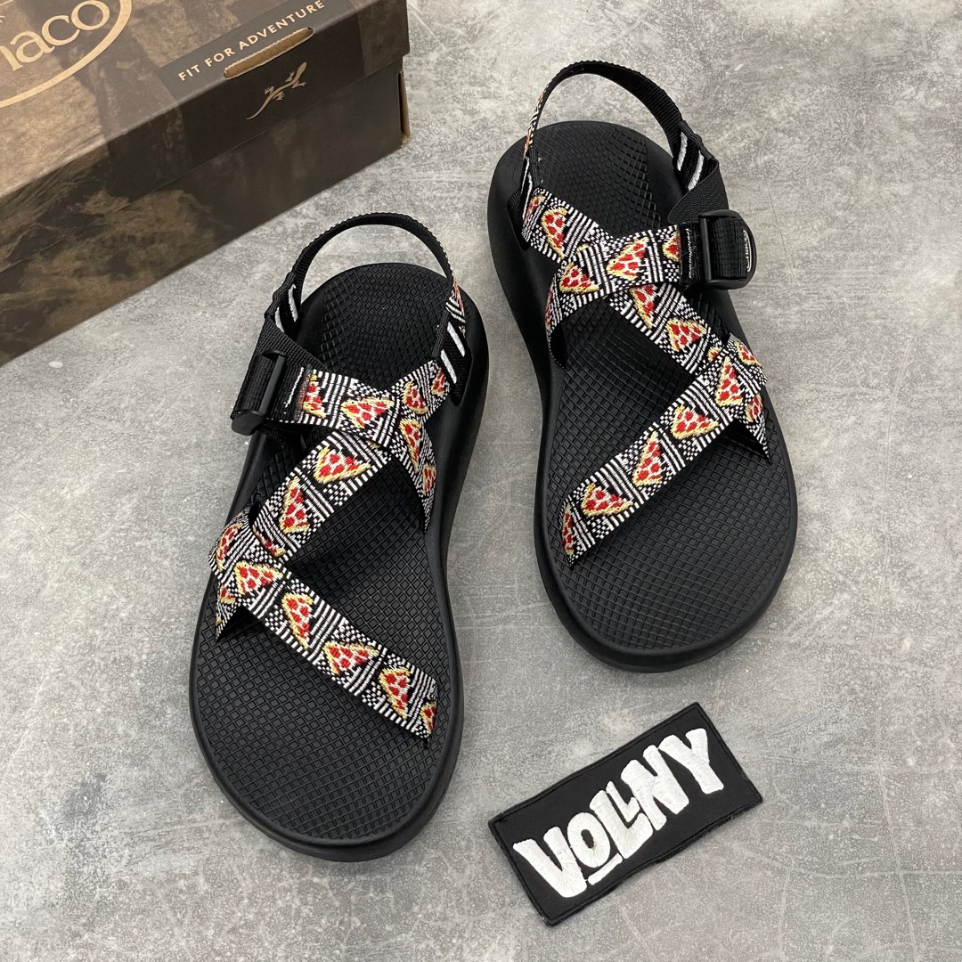 Chacos pizza sales