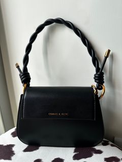 （分類：）位於 。 由 hermesher 提交（商品編號 1289514741，圖片 1）。簡介： 。