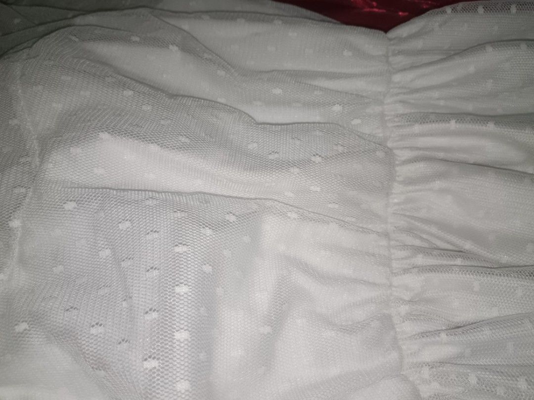 Civil wedding dress (Category: Dresses) located in Bulacan. Submitted by maxxinetaylor (Listing ID 1289534564, Image 3). Description: No issue once lang nagamit, see details in the photo.