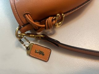 （分類：）位於 。 由 31599 提交（商品編號 1289516976，圖片 1）。簡介： 。