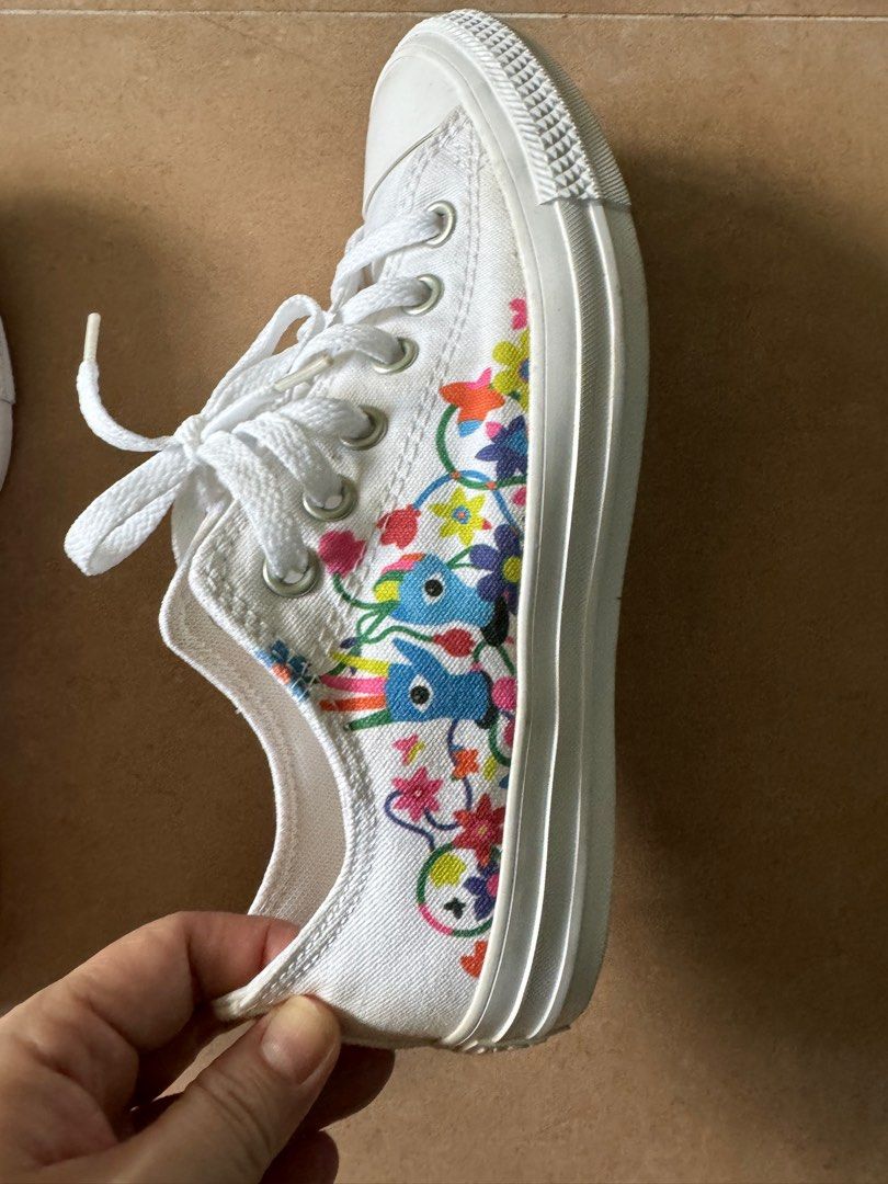 All star converse best sale pride