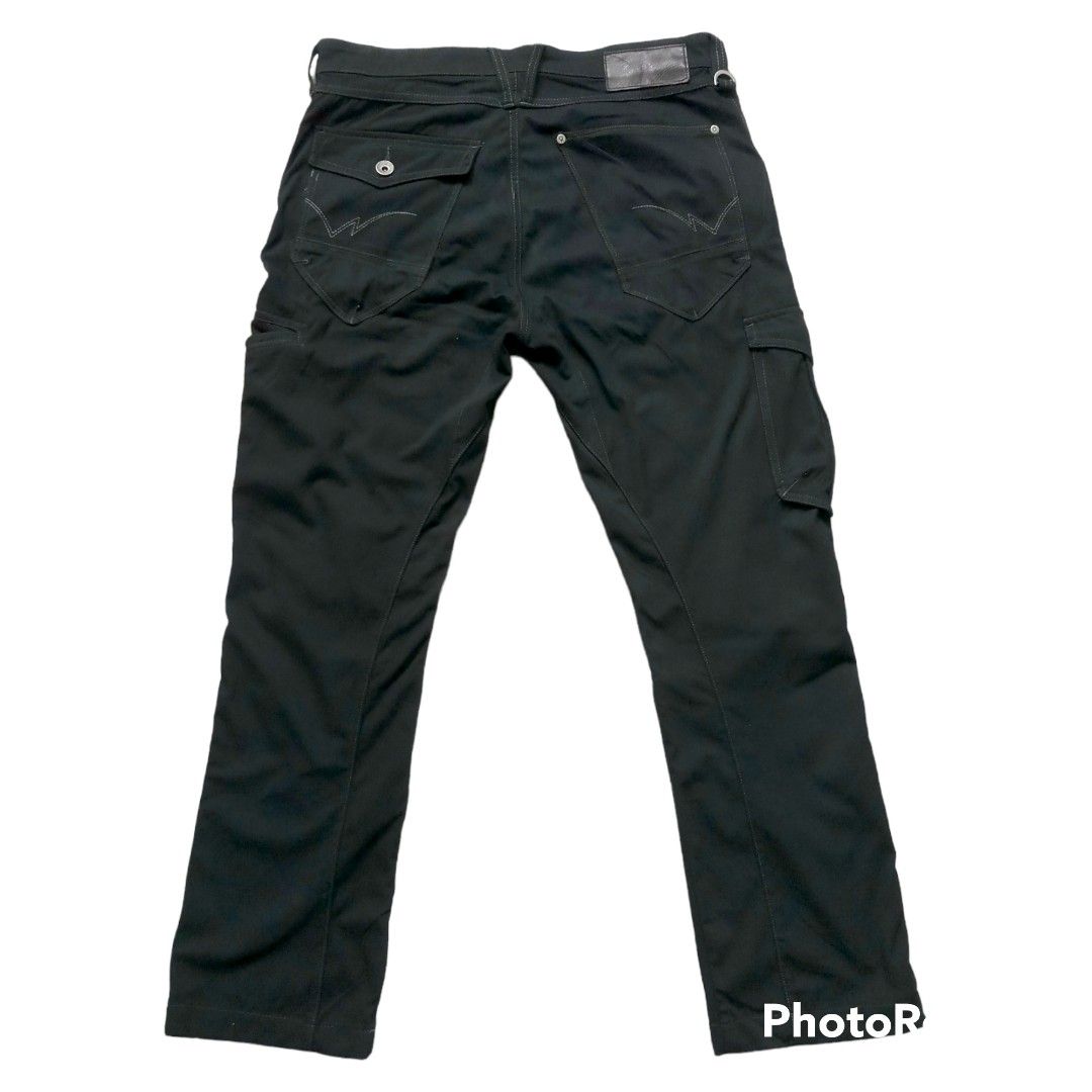 FieldCore Aero Light Stretch Cargo Pants, Men's Fashion, Bottoms, Trousers  on Carousell