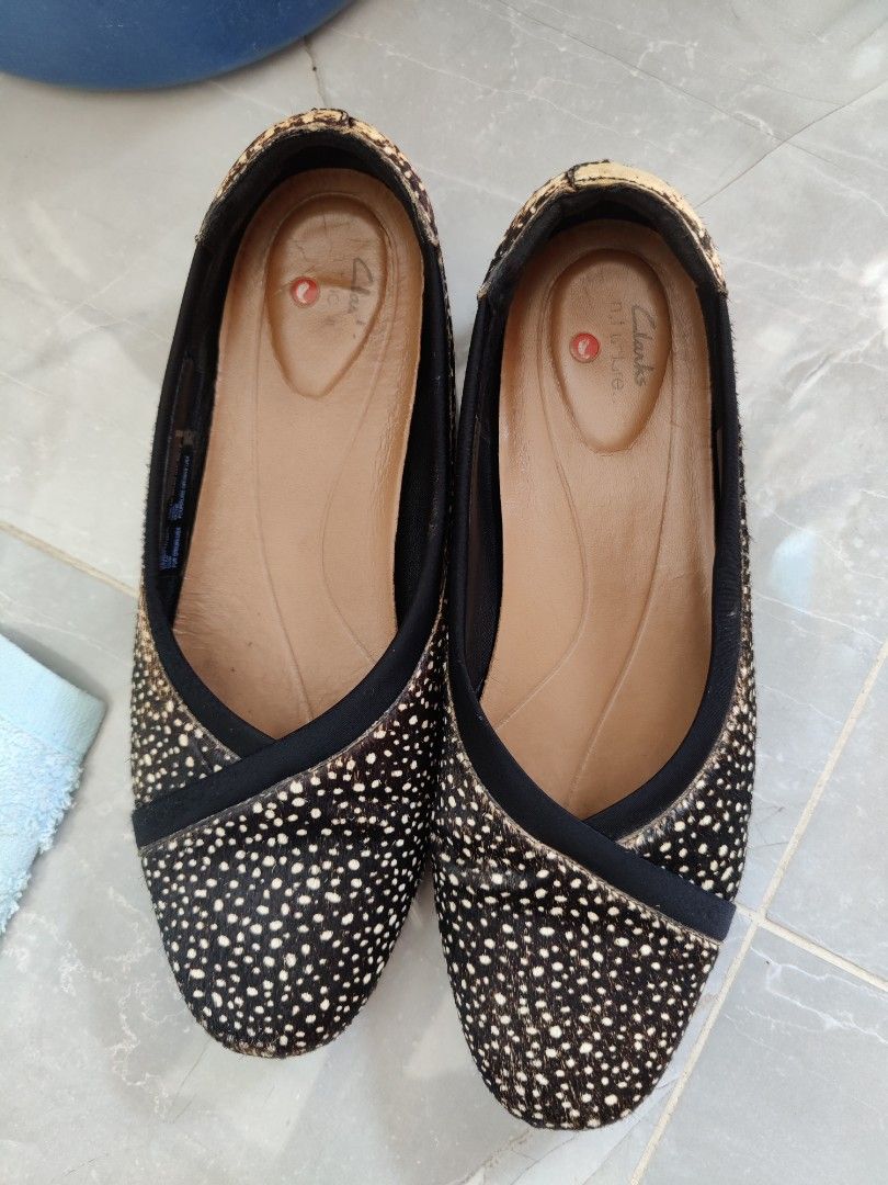 Clarks carousel top ride black leather