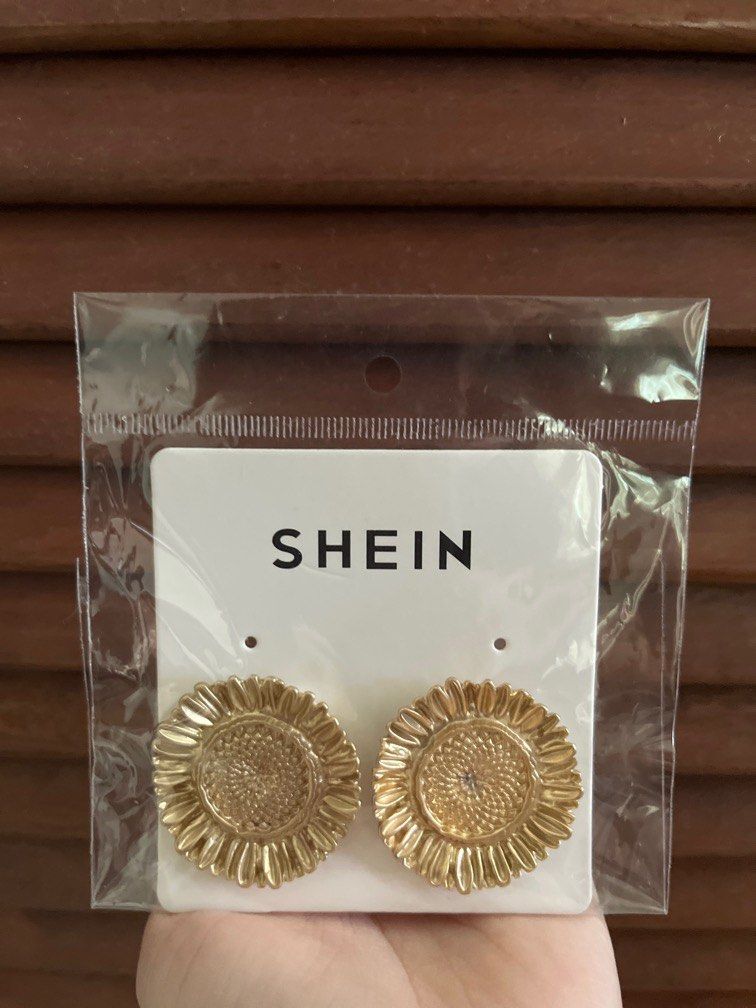 Gold sunflower earrings clasp backing Women s Fashion Jewelry