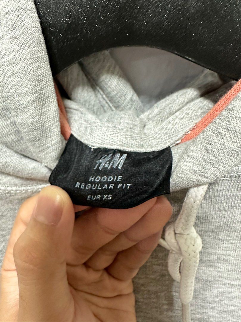 Tag hoodie h&m store original