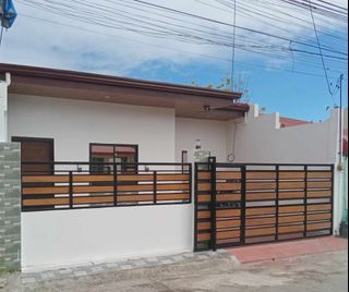 House & Lot in San Lorenzo Subdivision