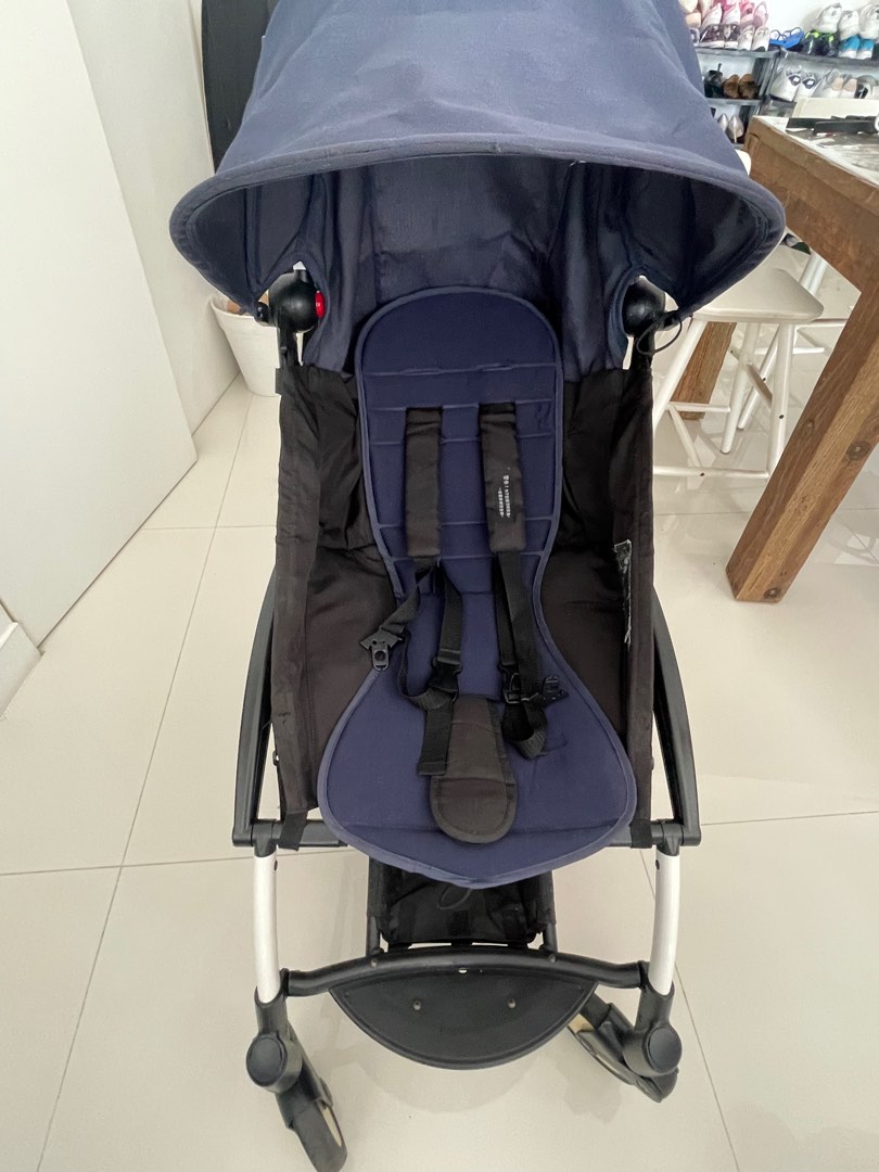 Kiddopotamus store travel stroller