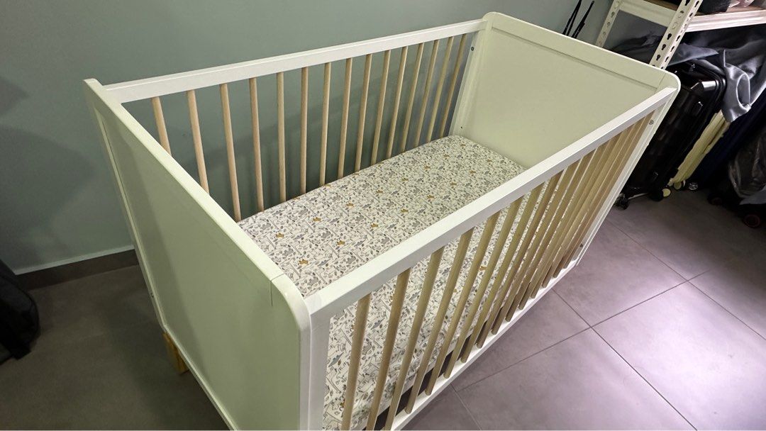 Kinderkraft 2 in outlet 1 cot