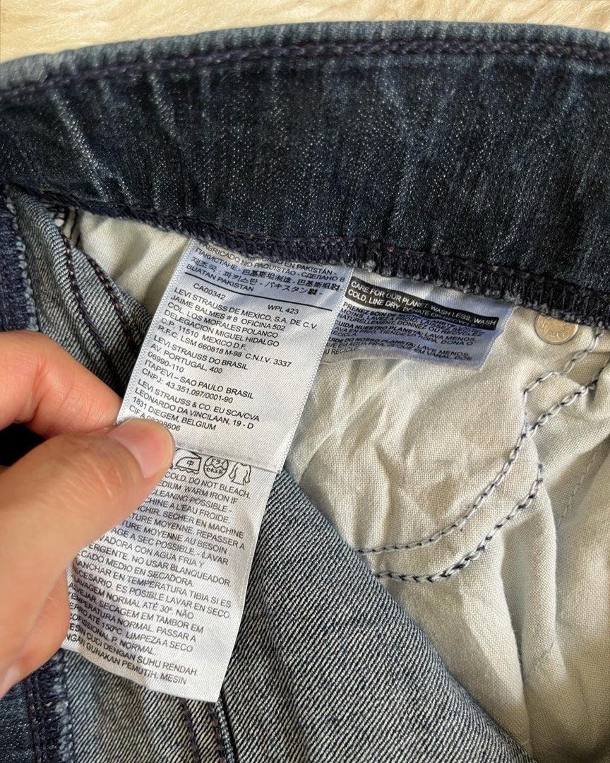 LEVIS modern slim jeans Women s Fashion Bottoms Jeans