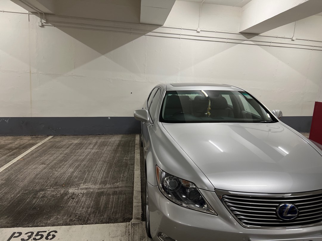 Lexus LS600HL Hybrid (A)62866876703618112