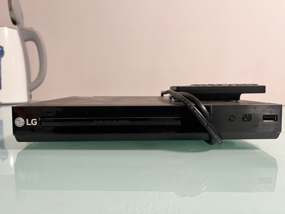 Lg dvd player dp132, TV & Home Appliances, TV & Entertainment, BluRay