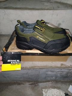Marugo Japan Size 6 or 7 Magic Safety Steel Toe Sport Trekking Hiking Type Men Shoes - Brand New - From Japan