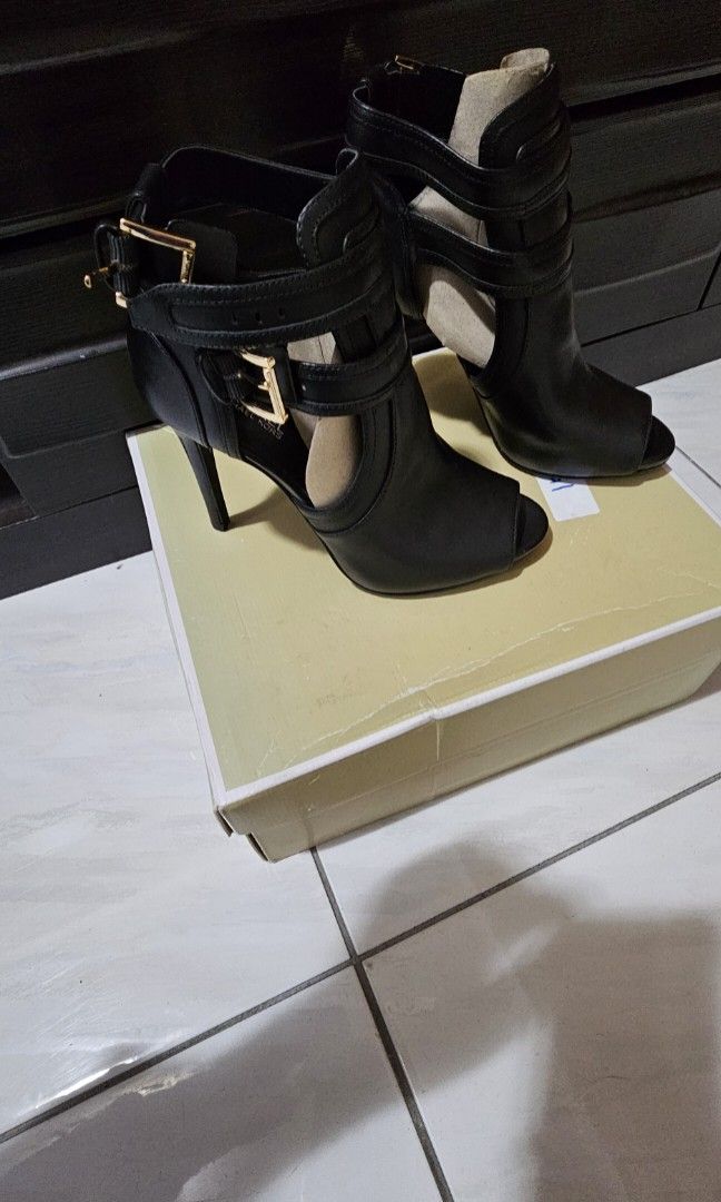 Michael kors hotsell gladiator heels