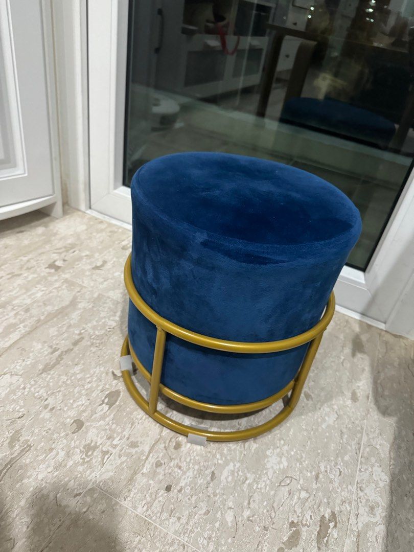 Mini Stool (Category: Other Home Furniture) located in Singapore. Submitted by desmondhml (Listing ID 1289623956, Image 2). Description: Got it from Taobao , in blue with gold .