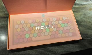（分類：）位於 。 由 ingridau 提交（商品編號 1289521786，圖片 1）。簡介： 。
