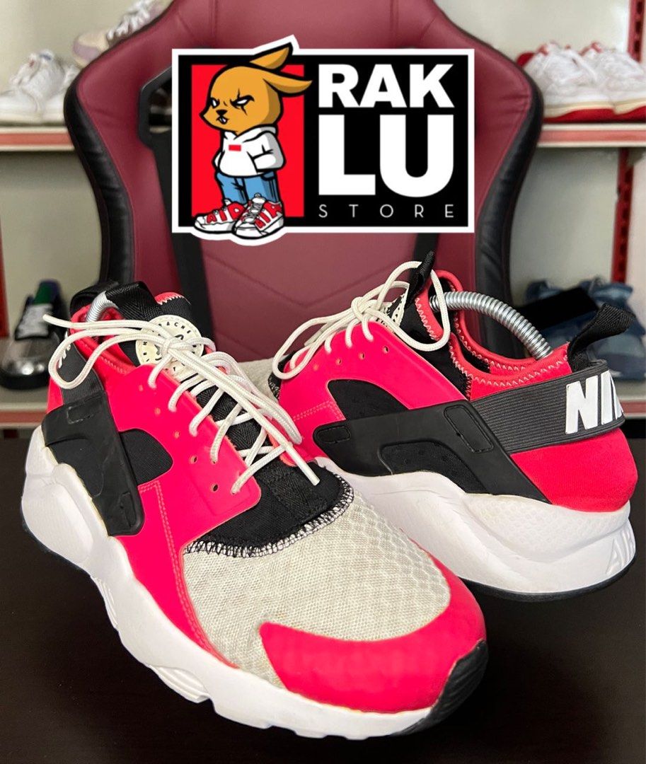 Nike air huarache run ultra siren red top