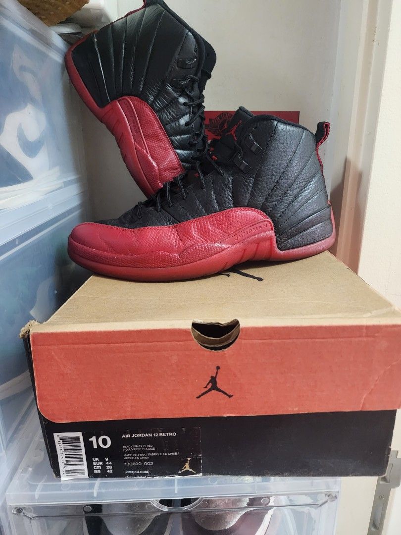 Jordan top 12 rouge