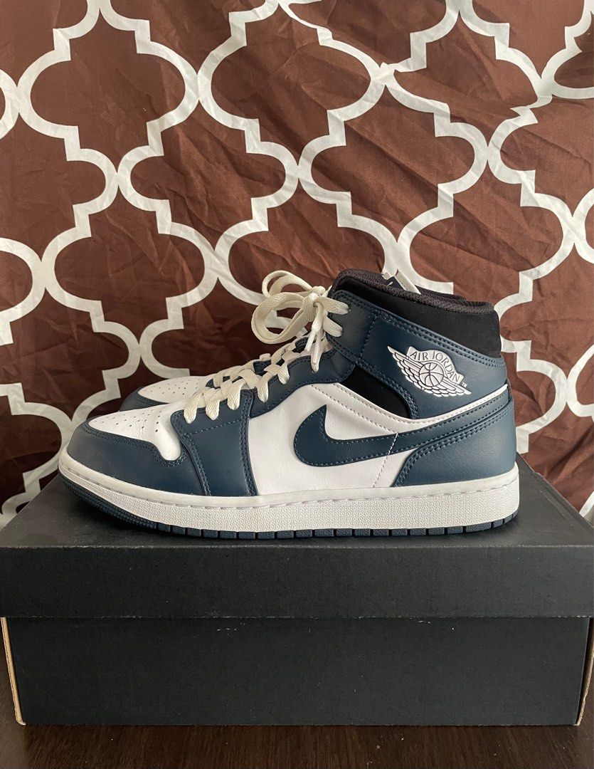 Nike air jordan 1 retro mid armory navy on sale