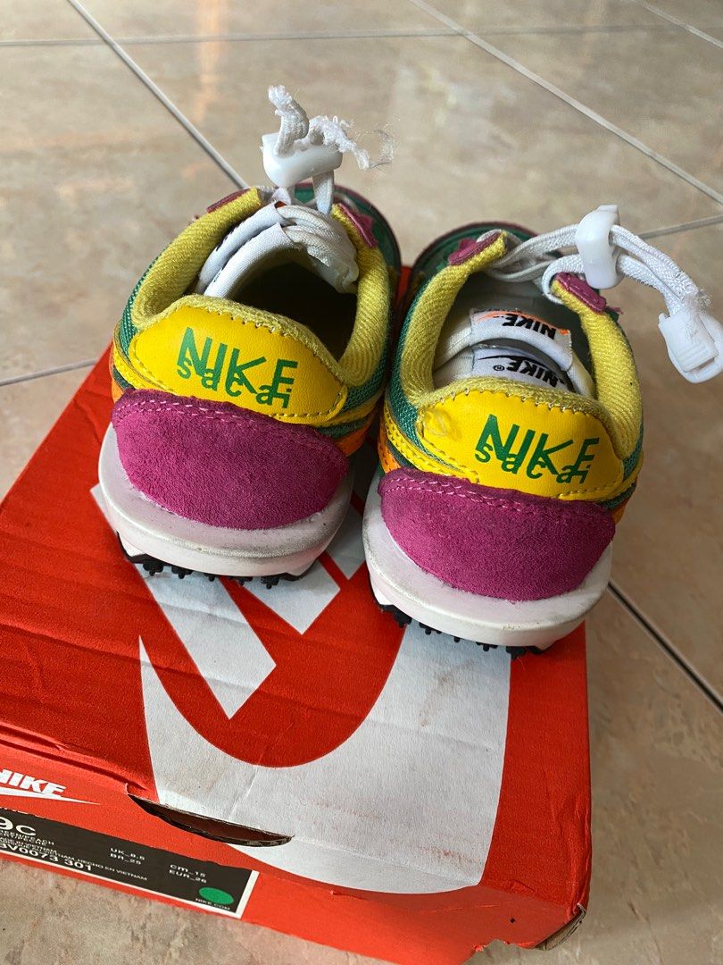 nike sacai youth