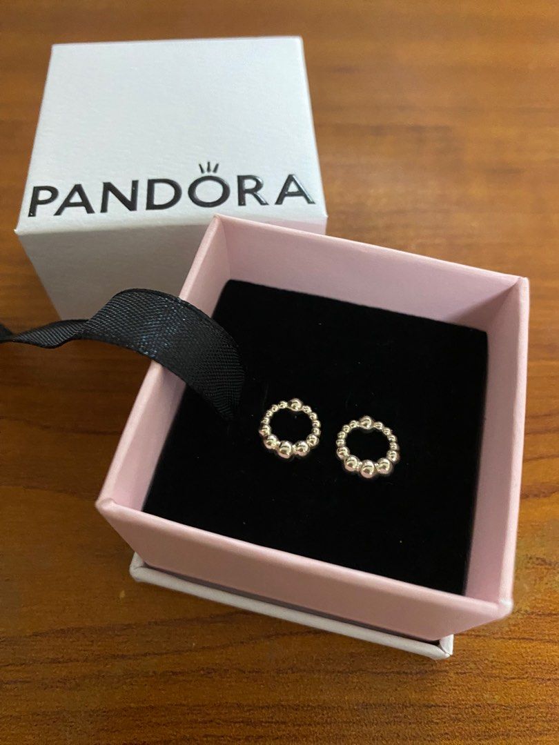 Beaded circle clearance stud earrings pandora