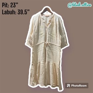 (Category: ) located in . Submitted by blink.attire (Listing ID 1289545726, Image 1). Description: .