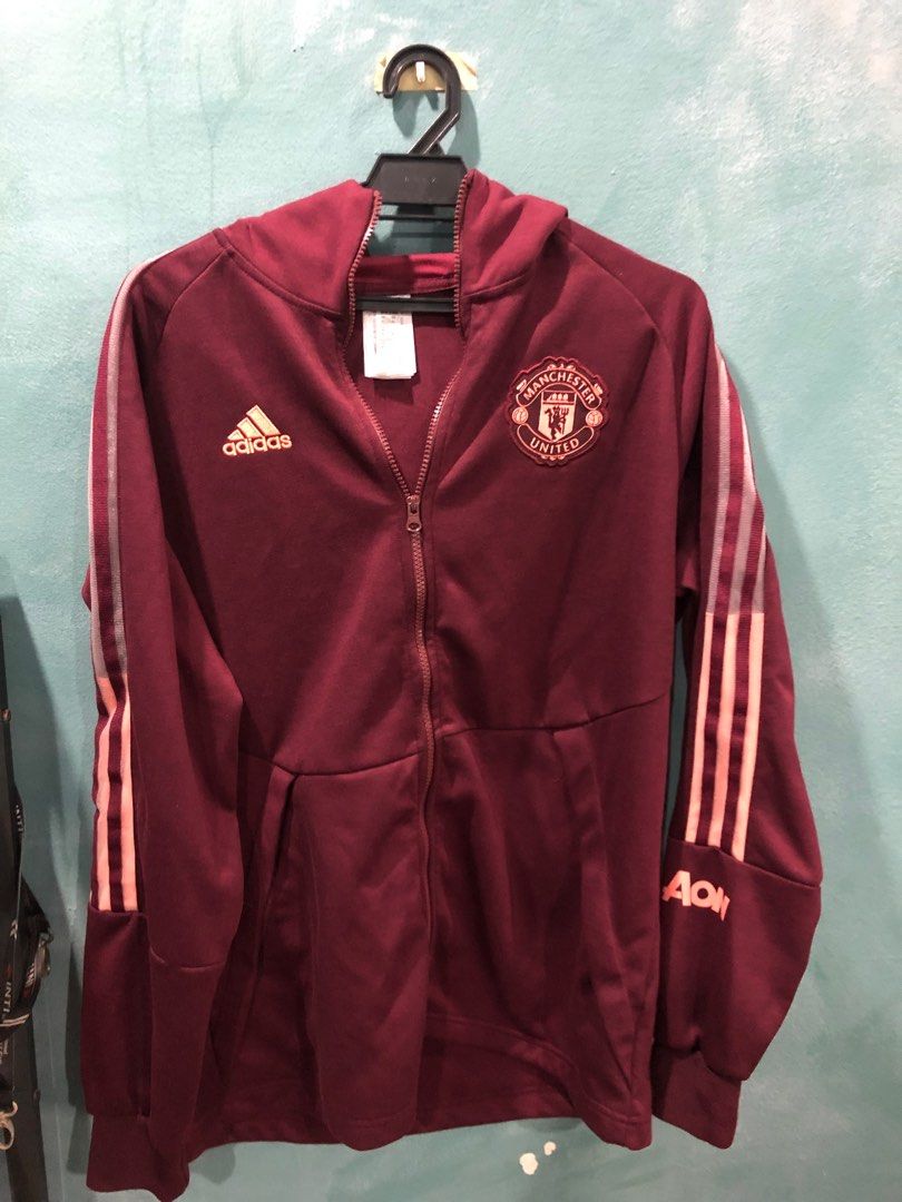 Man utd maroon sale hoodie