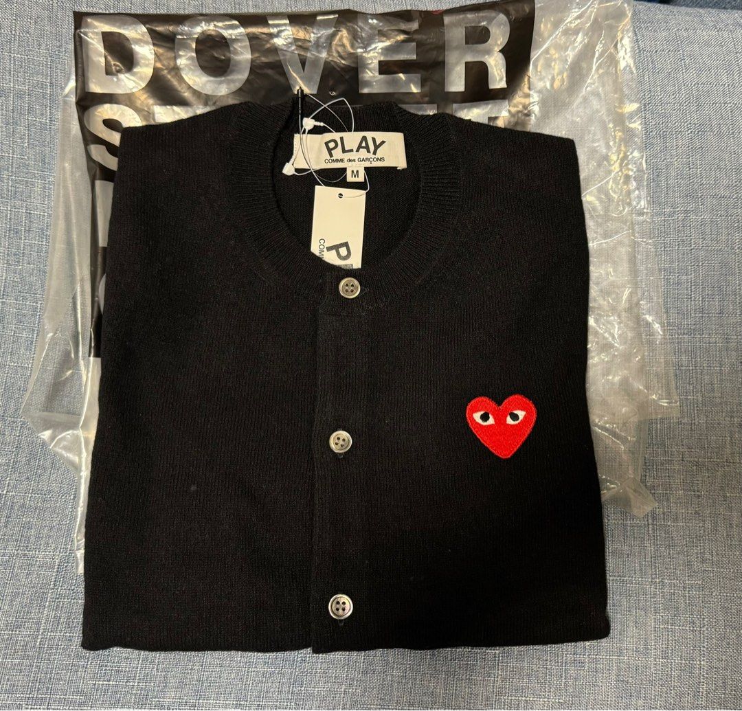 Play COMME des garçons Cardigan, 名牌, 服裝- Carousell