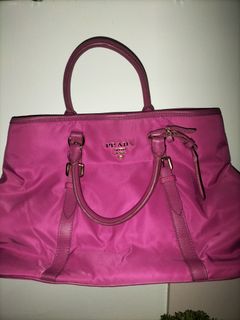 Prada baguette bag second online hand